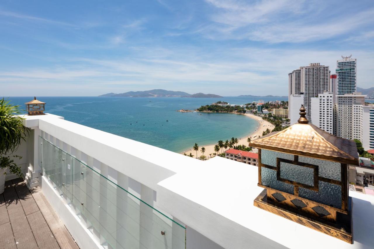 Aston Nha Trang City Hotel Exterior photo