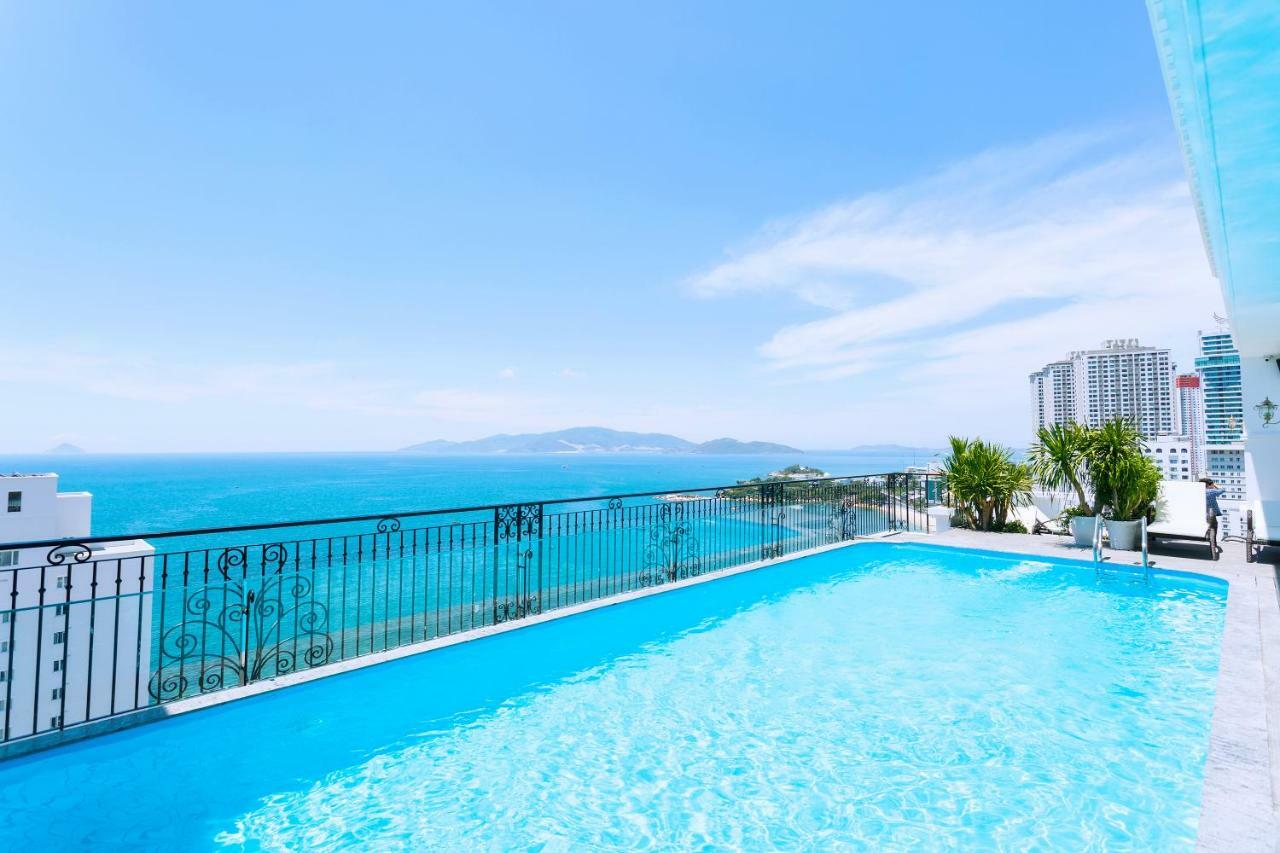 Aston Nha Trang City Hotel Exterior photo